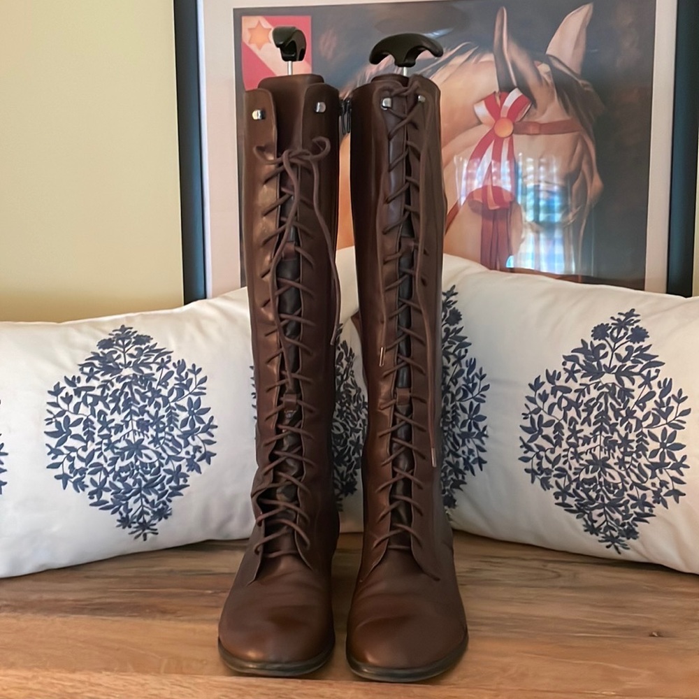 Ralph Lauren Boots 7.5